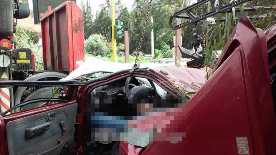 Τραγωδία στα Χανιά: Δέντρο καταπλάκωσε αυτοκίνητο - Σκοτώθηκε ο οδηγός